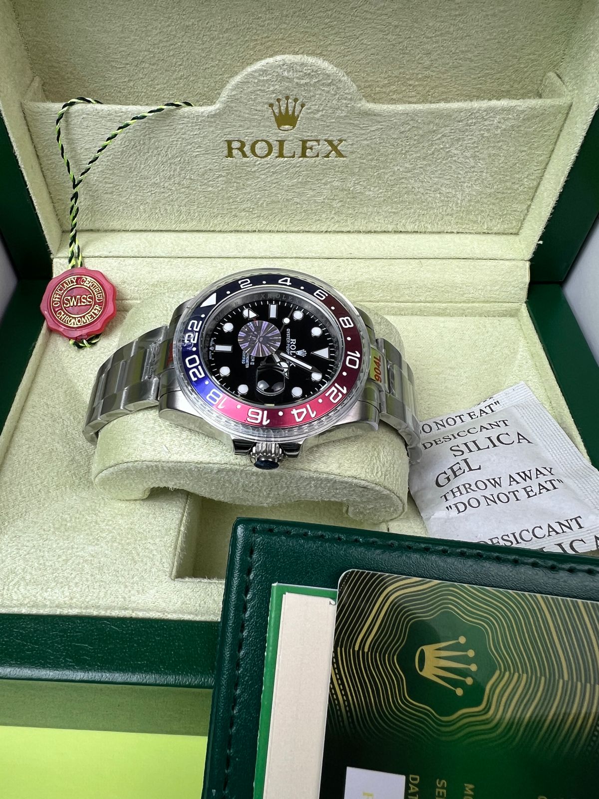 Rolex GMT-Master II | Cadran Noir | lunette bicolore rouge et bleue
