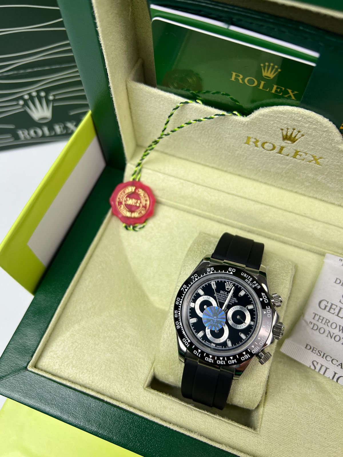 Rolex Cosmograph Daytona Oysterflex - L'Essence du Chronographe de Course