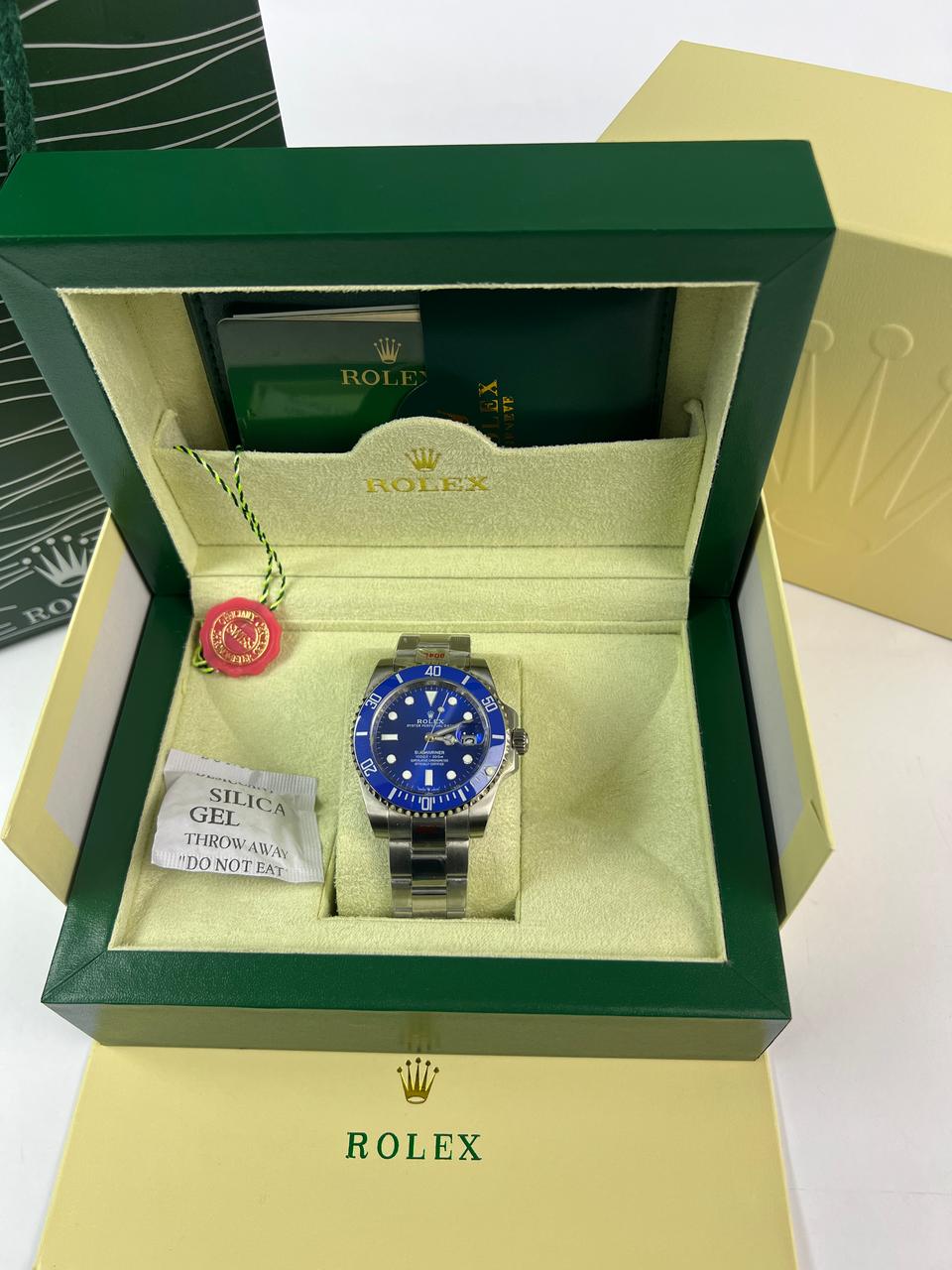 Rolex Submariner Date "Bluesy" – L’icône marine en bleu royal