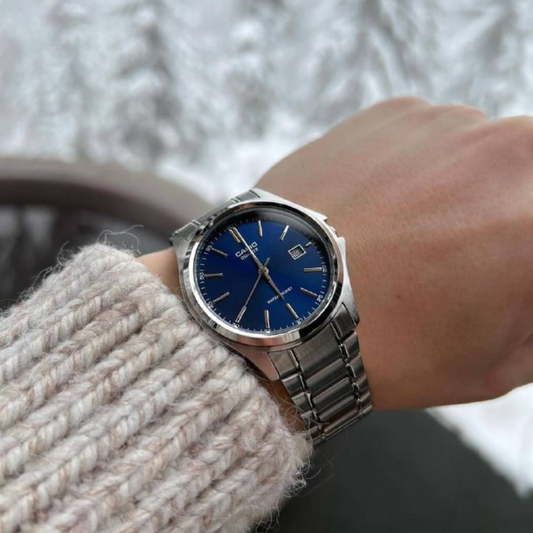 Casio fond Bleu