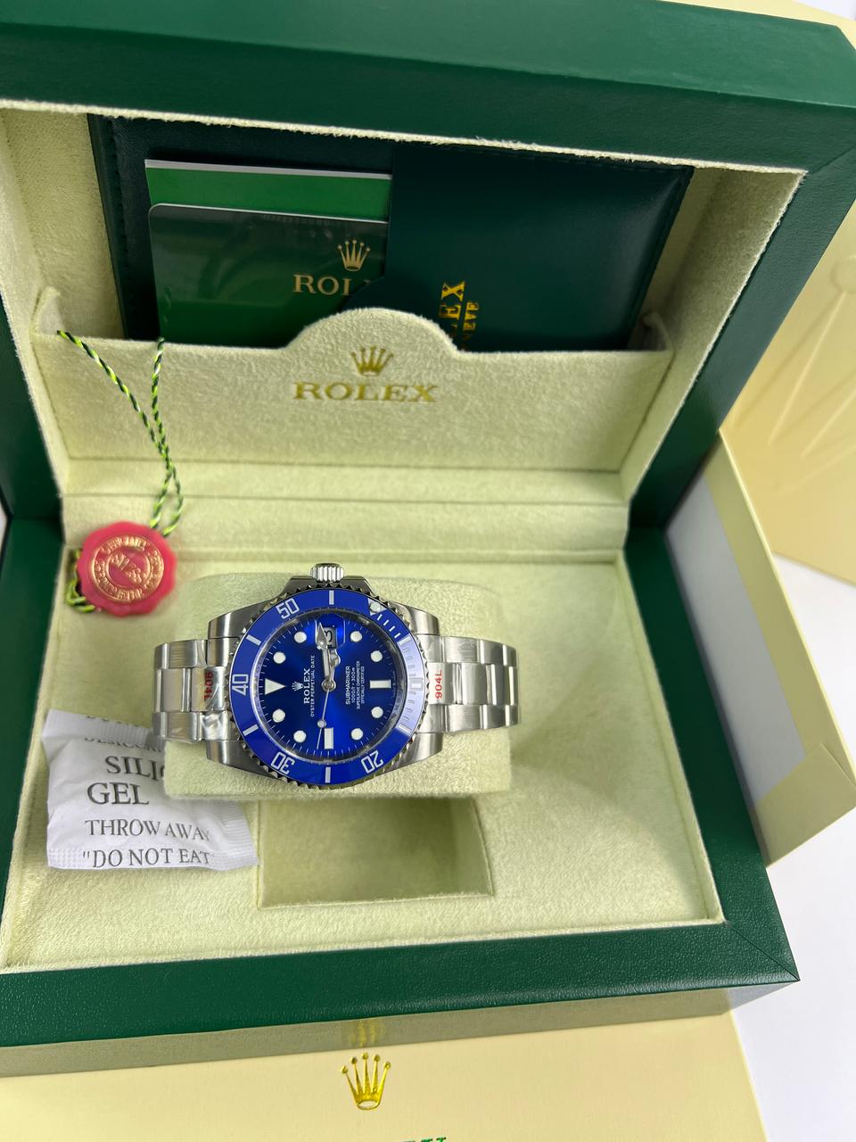 Rolex Submariner Date "Bluesy" – L’icône marine en bleu royal